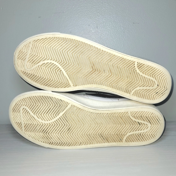 🎀 Nike Blazer Mid 77 Vintage White Black 6.5 W - Picture 12 of 13